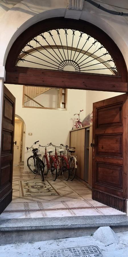 Sea-View Terrace & Bikes Moon Ortigia Holiday Home Syrakus Exterior foto